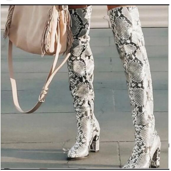 Alias Mae real leather snake skin embossed over the knee boots, size 37 (US7)